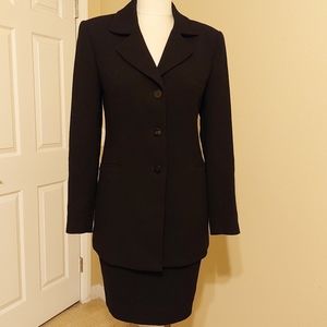 Dana Buchman 2pc Black Suit Skirt Set / Size 6